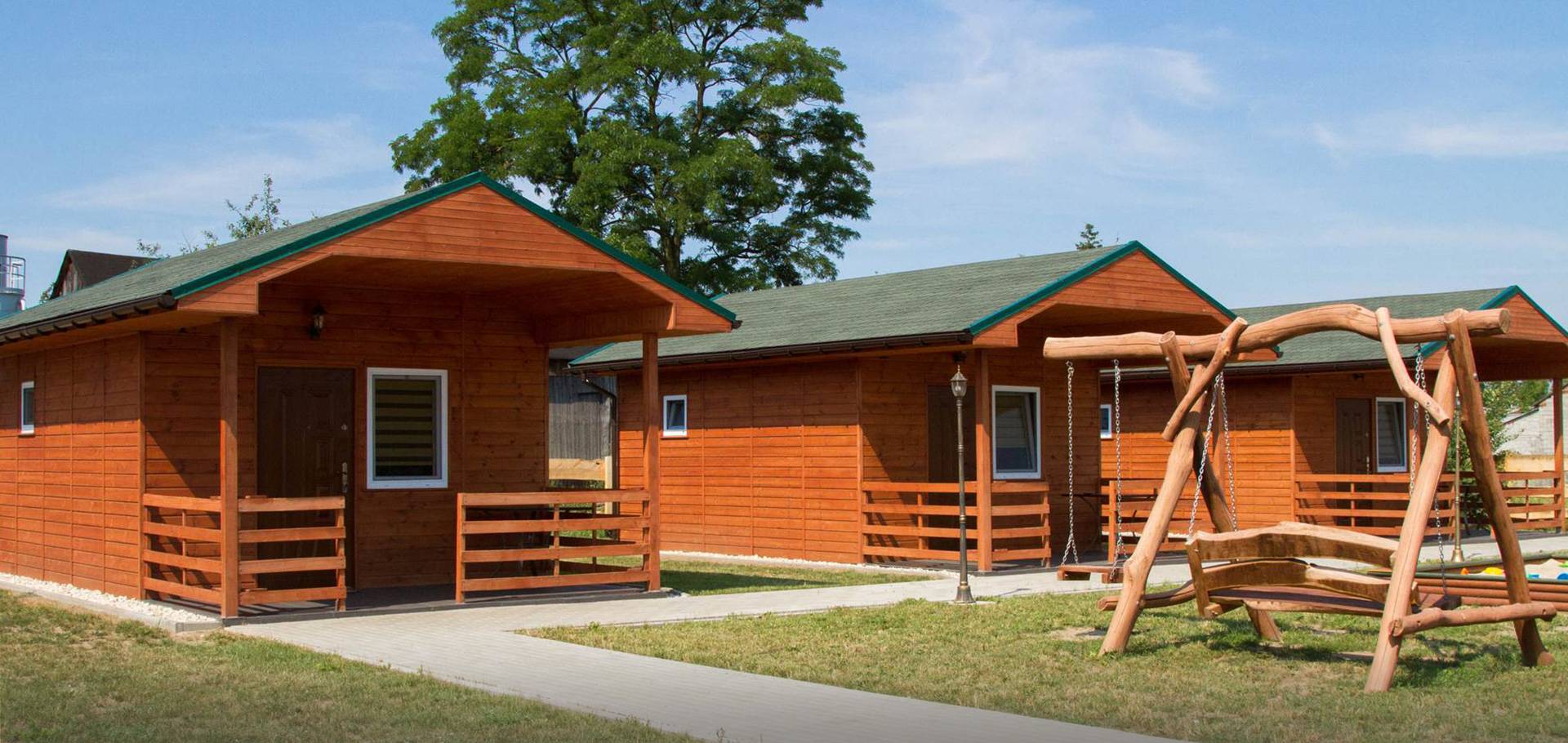 Slajd #1 - domki letniskowe